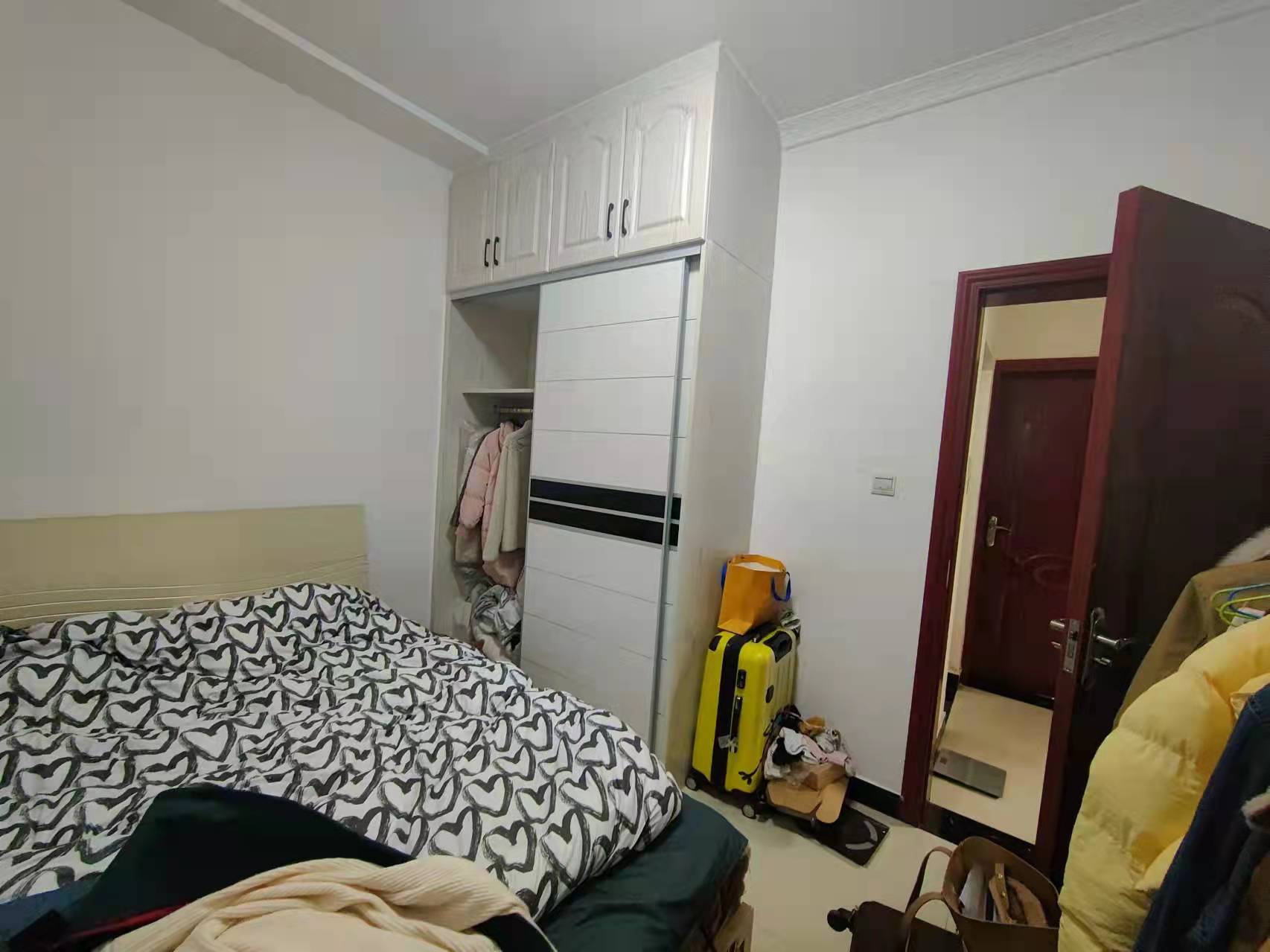 南湖尚景 2室2厅1卫 2300.0元/月 南湖尚景 2室2厅1卫 2300.0元/月室内图