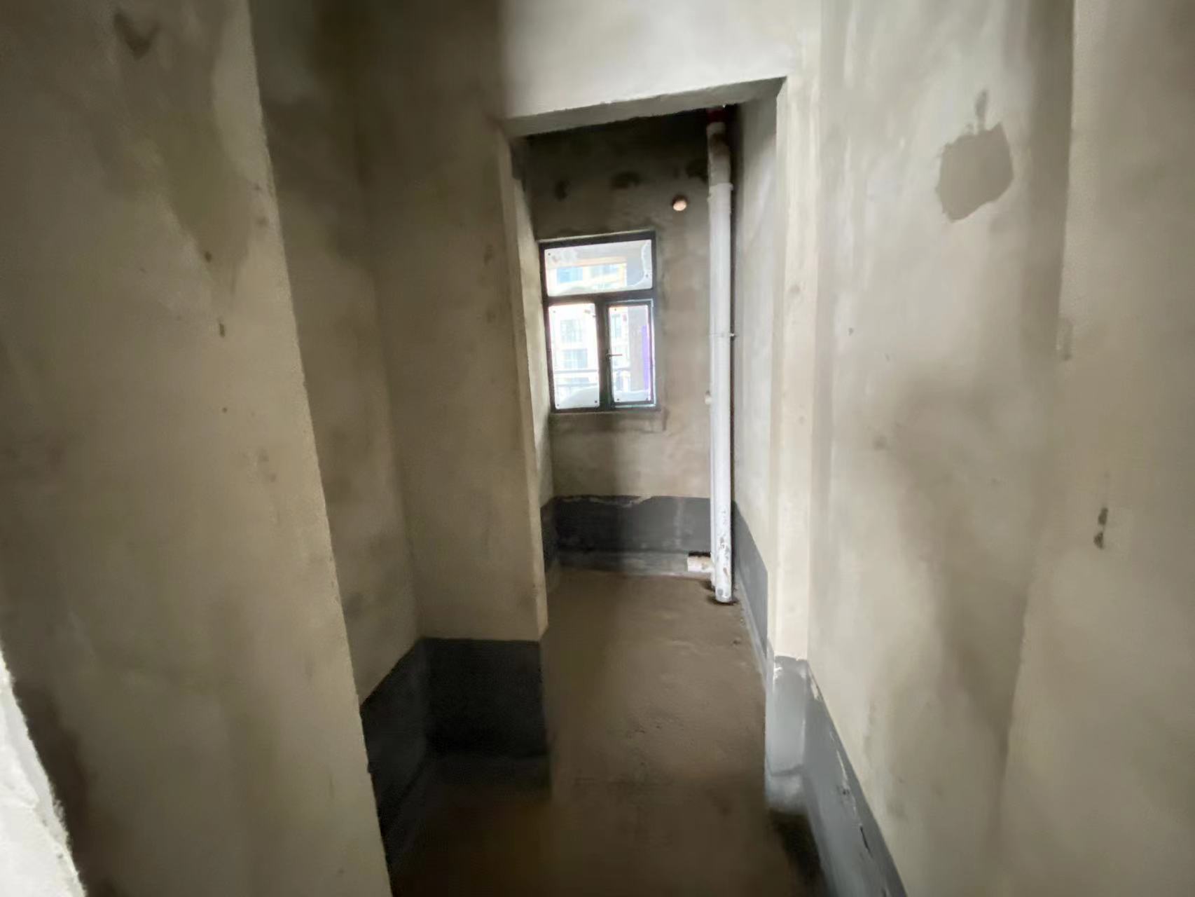 城市公园 4室2厅2卫 60.0万 城市公园 4室2厅2卫 60.0万客厅