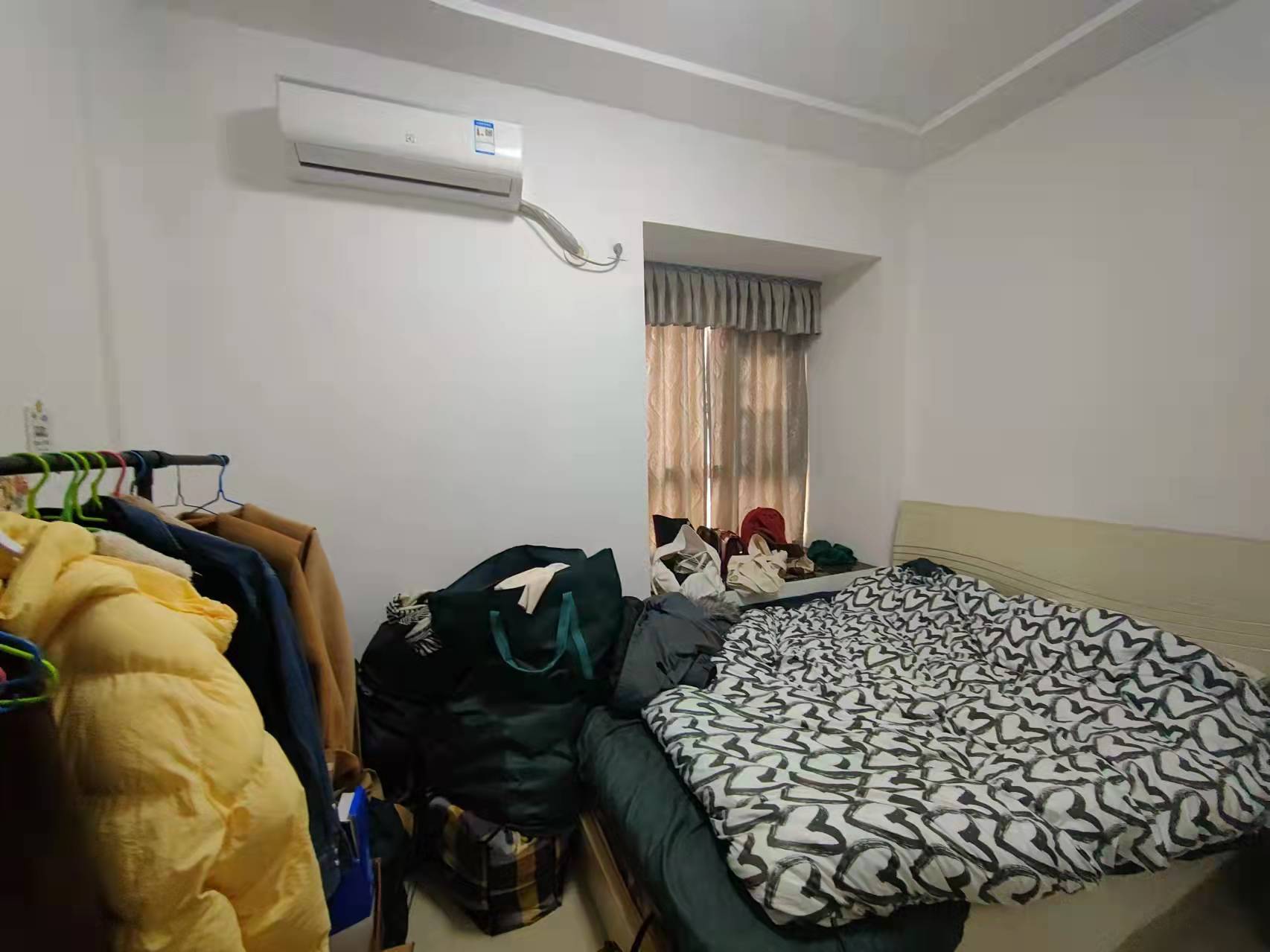 南湖尚景 2室2厅1卫 2300.0元/月 南湖尚景 2室2厅1卫 2300.0元/月室内图