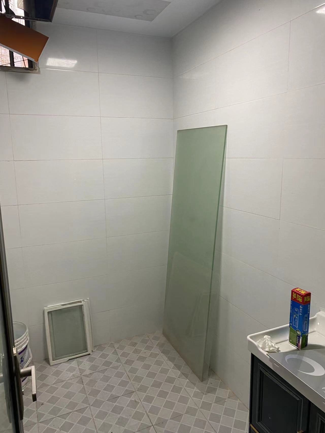 云盘社区 1室1厅1卫 1000.0元/月 云盘社区 1室1厅1卫 1000.0元/月室内图