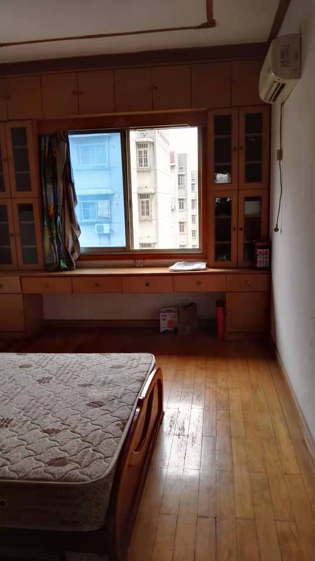 芙蓉农贸教师公寓 2室2厅1卫 1000.0元/月 芙蓉农贸教师公寓 2室2厅1卫 1000.0元/月室内图