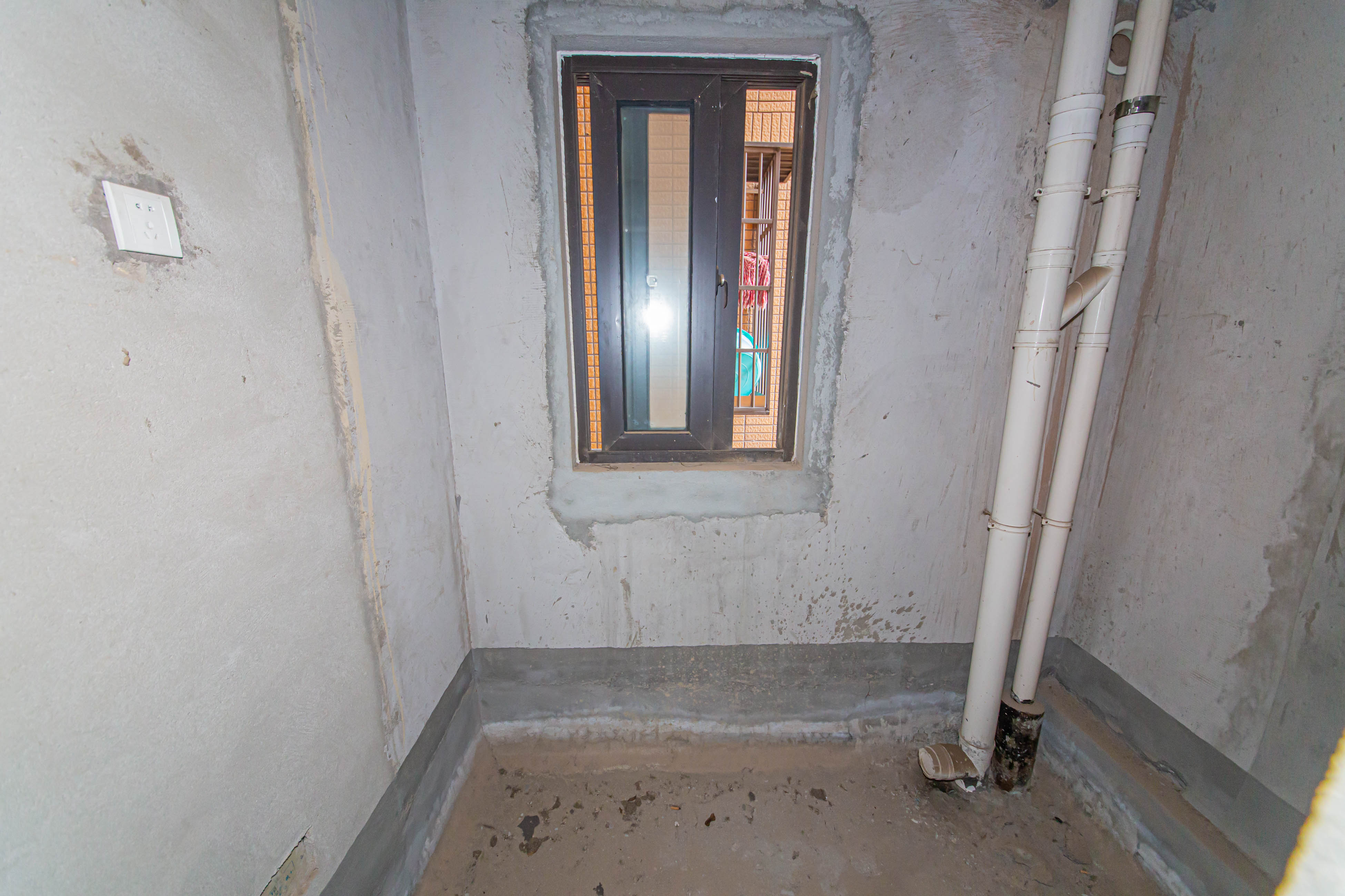 中信凯旋蓝岸（中信新城三期）  4室2厅1卫    129.8万卫生间