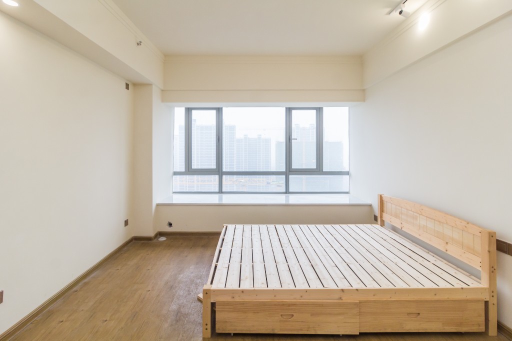 中交广场公寓 1室1厅1卫 35.0万 中交广场公寓 1室1厅1卫 35.0万卧室