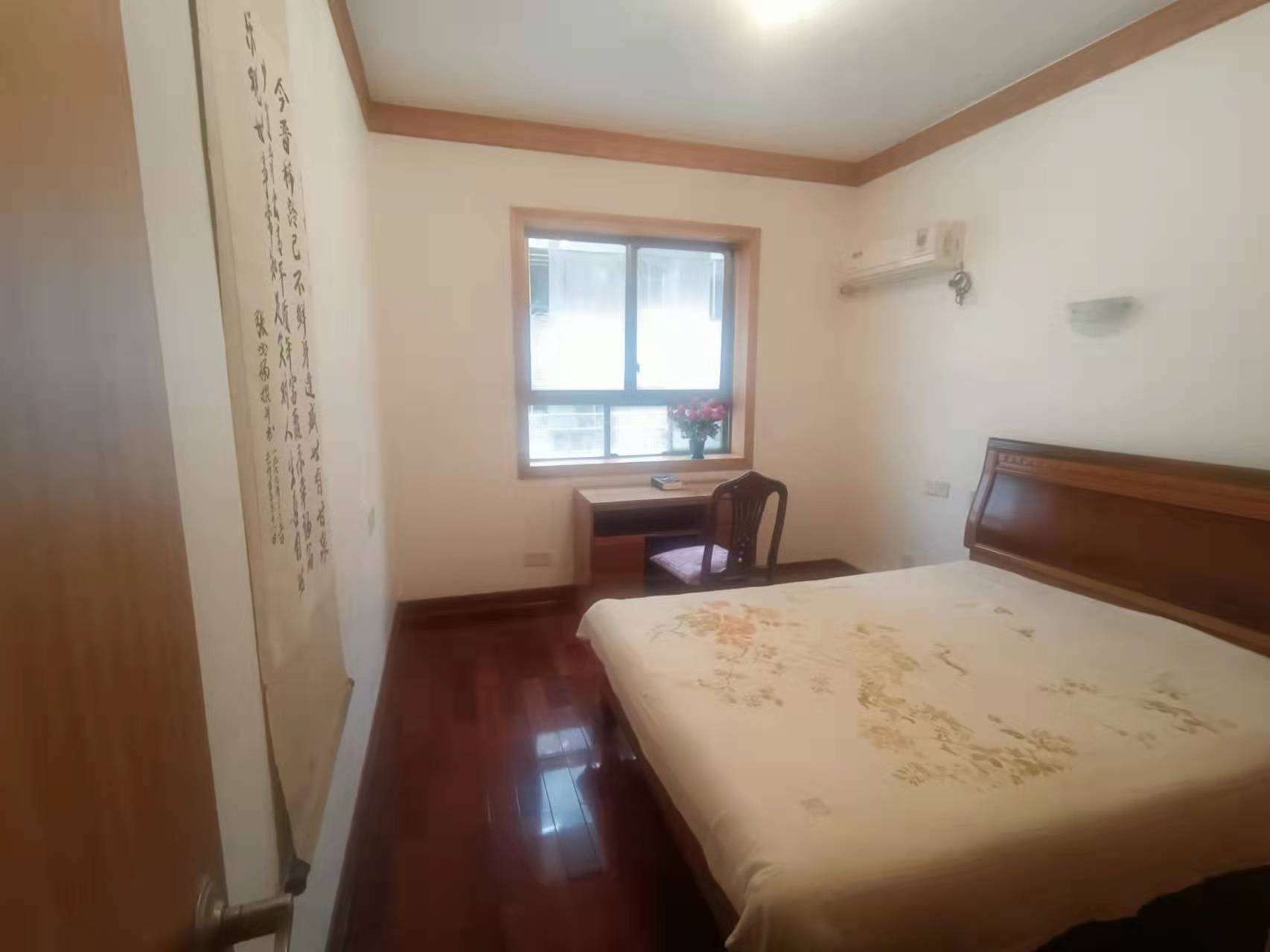 中级人民法院家属楼 3室2厅1卫 2000.0元/月 中级人民法院家属楼 3室2厅1卫 2000.0元/月室内图