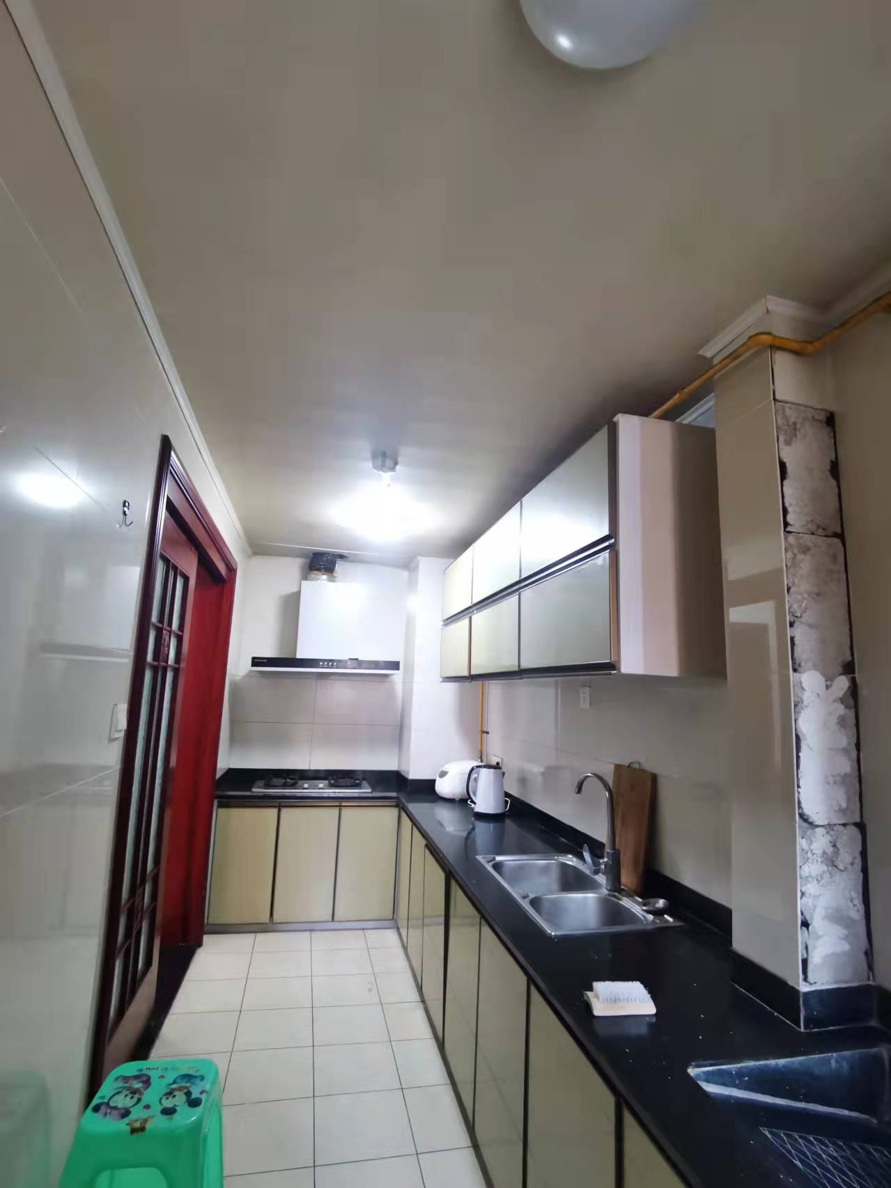 南湖国际2期 3室2厅1卫 2500.0元/月 南湖国际2期 3室2厅1卫 2500.0元/月室内图