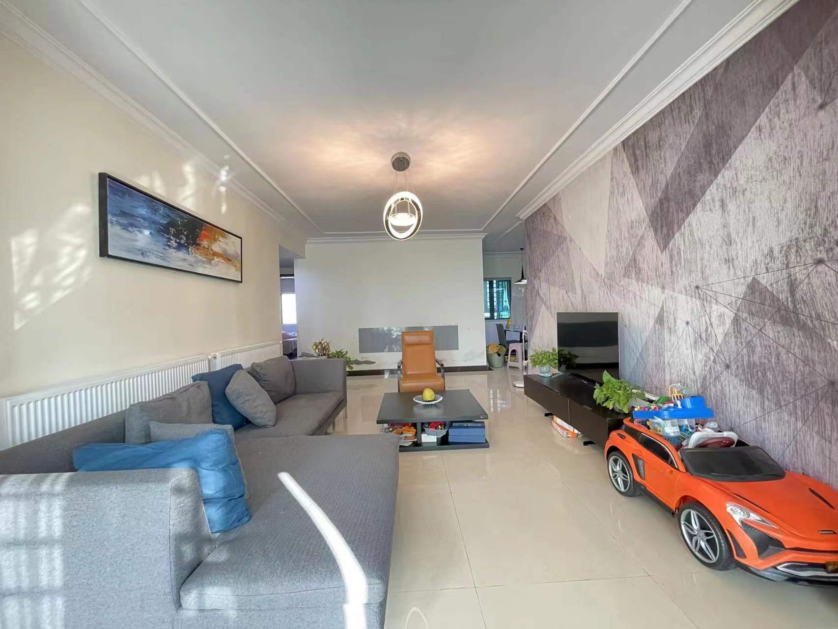 株洲恒大名都 4室2厅1卫 135.0万 株洲恒大名都 4室2厅1卫 135.0万客厅