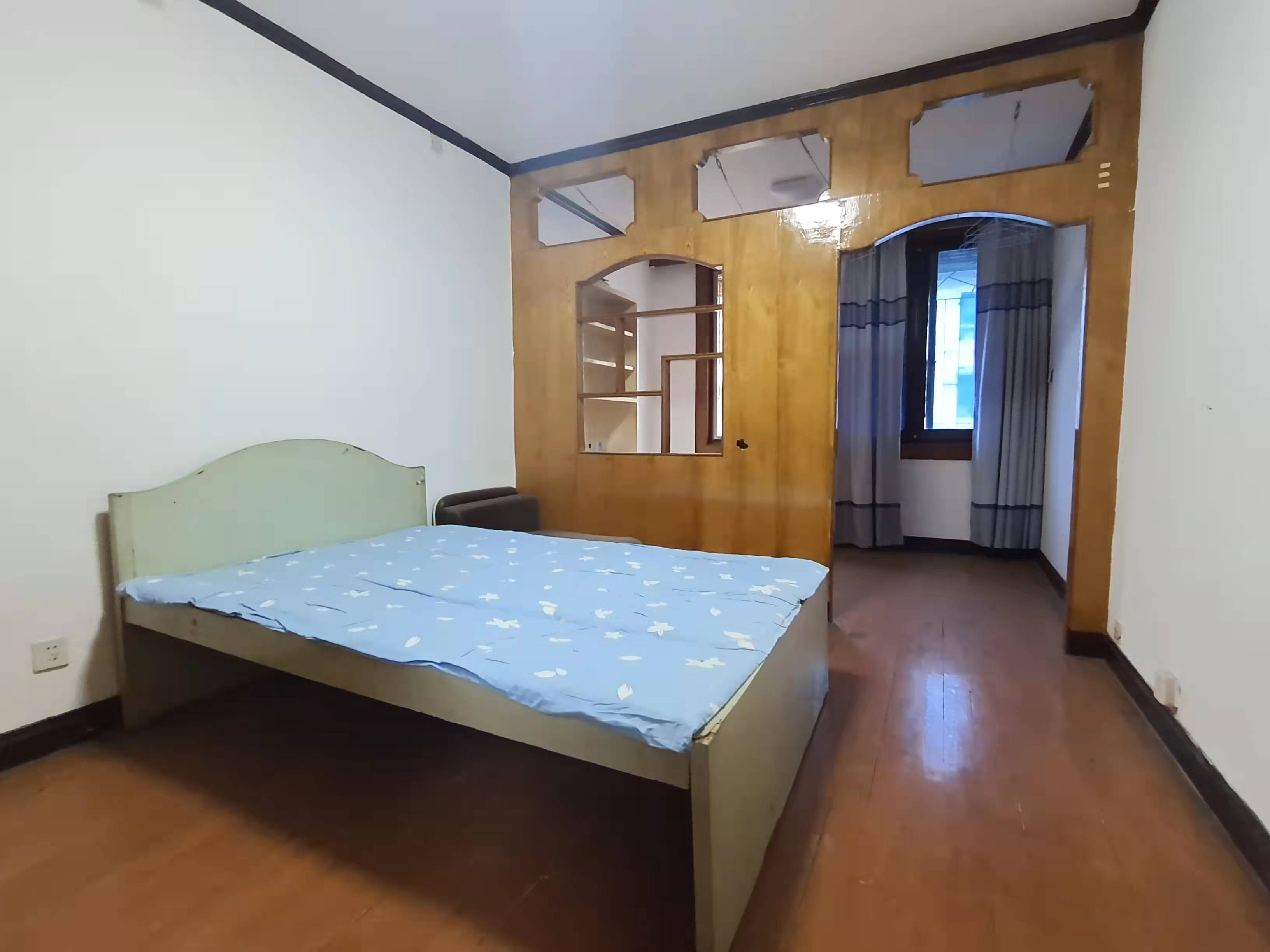 社建村 2室2厅1卫 800.0元/月 社建村 2室2厅1卫 800.0元/月室内图