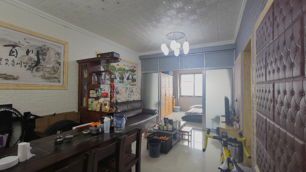 水岸春天 1室1厅1卫 32.8万 水岸春天 1室1厅1卫 32.8万客厅