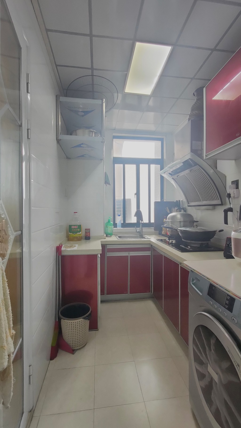 水岸春天 1室1厅1卫 32.8万 水岸春天 1室1厅1卫 32.8万客厅