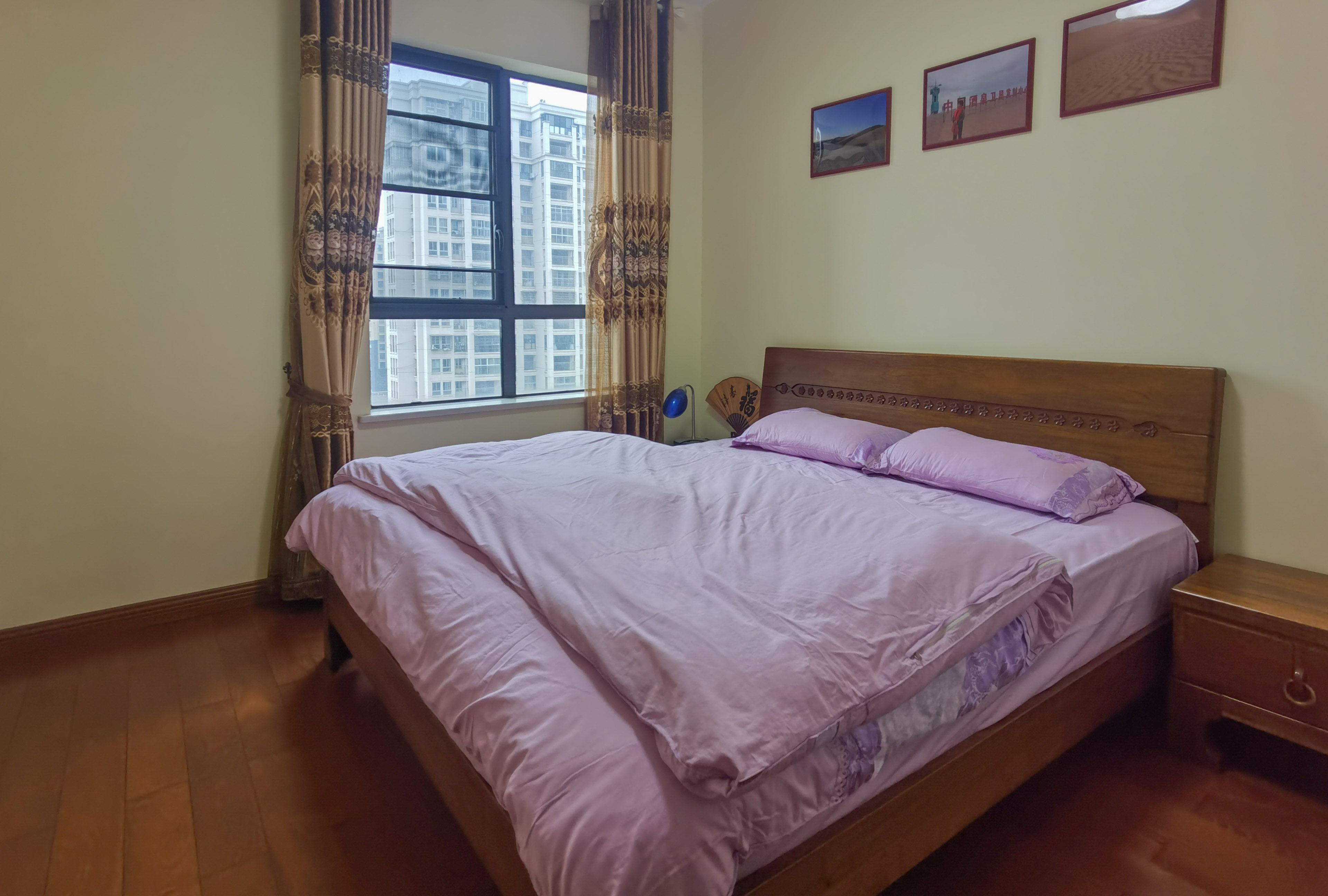 泰山公馆 3室2厅2卫 135.0万 泰山公馆 3室2厅2卫 135.0万客厅