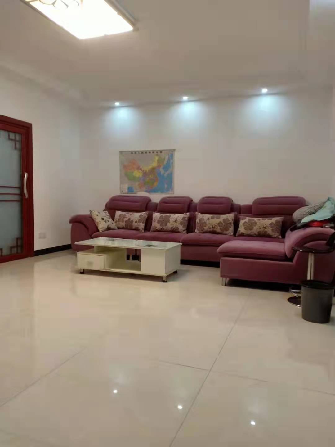 亮辉大厦 2室2厅1卫 2000.0元/月 亮辉大厦 2室2厅1卫 2000.0元/月室内图