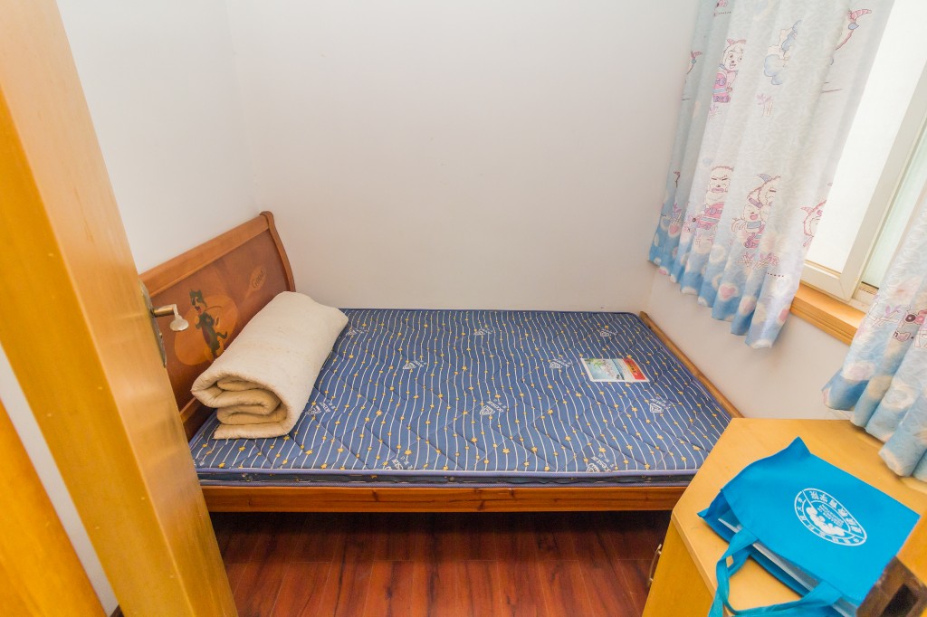 博雅湘水湾  3室2厅2卫    78.0万 博雅湘水湾  3室2厅2卫    78.0万卧室