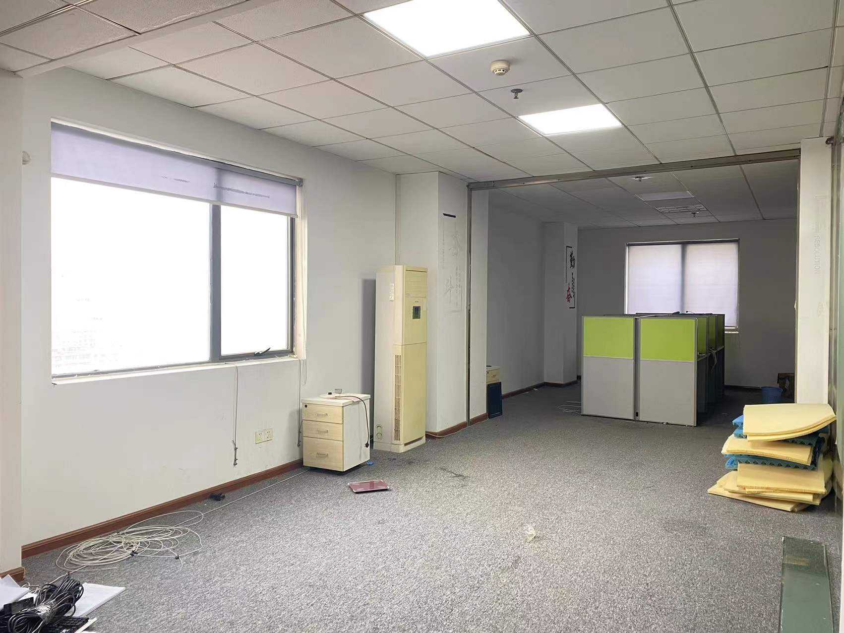 鼎丰国际 4室2厅1卫 3000.0元/月 鼎丰国际 4室2厅1卫 3000.0元/月室内图