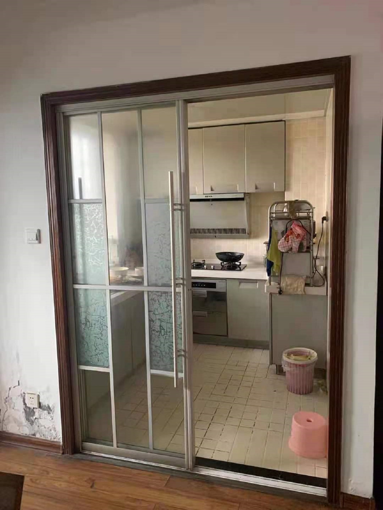 利江花园 4室2厅2卫 95.0万 利江花园 4室2厅2卫 95.0万客厅