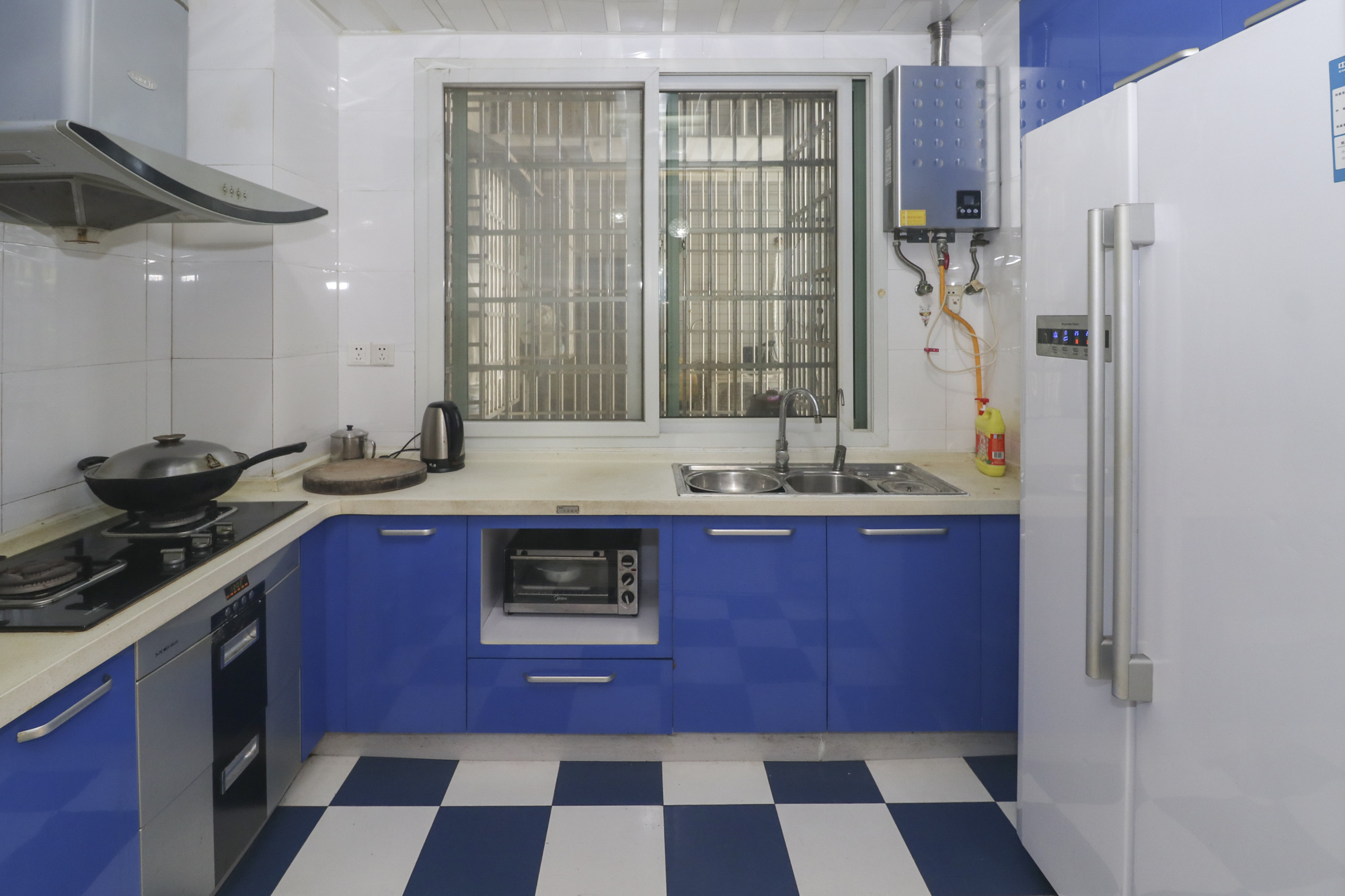 枫树园 3室2厅2卫 120.0万 枫树园 3室2厅2卫 120.0万厨房