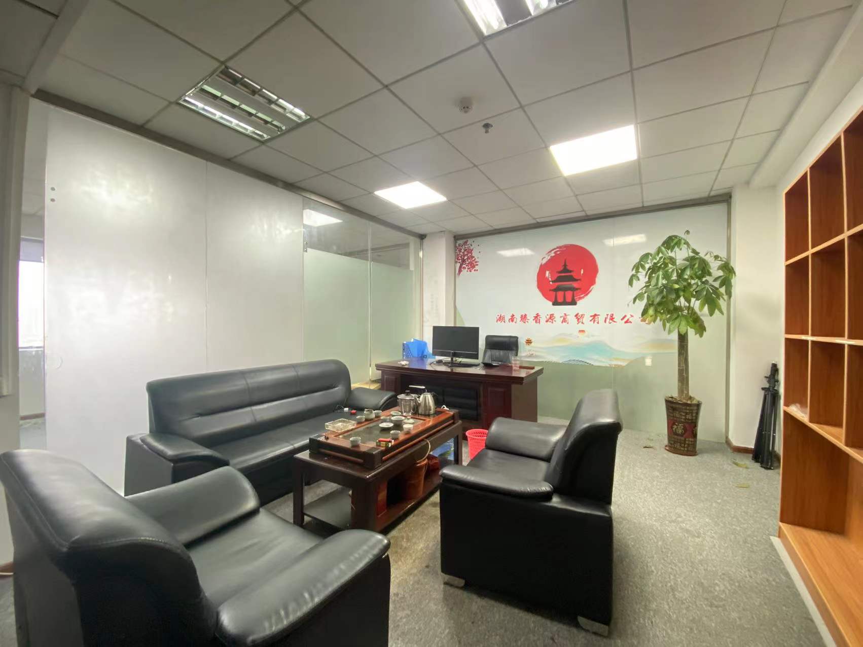 鼎丰国际 4室2厅1卫 3000.0元/月 鼎丰国际 4室2厅1卫 3000.0元/月户型图