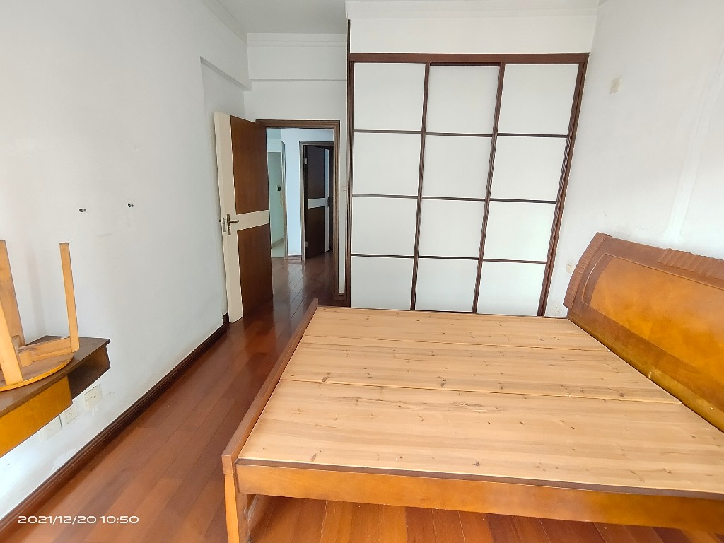 广汇商业广场  2室2厅1卫    38.0万 广汇商业广场  2室2厅1卫    38.0万客厅