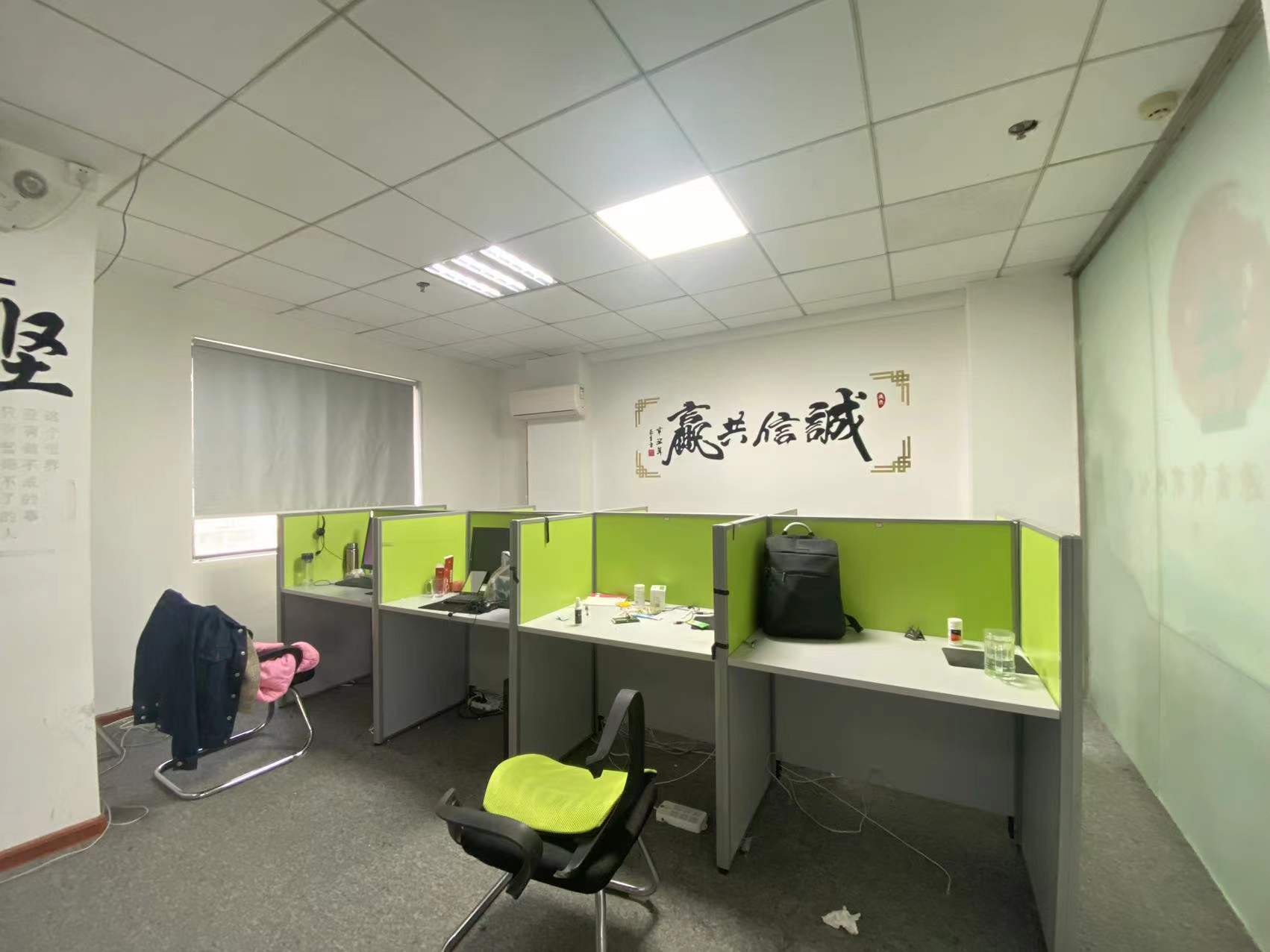 鼎丰国际 4室2厅1卫 3000.0元/月 鼎丰国际 4室2厅1卫 3000.0元/月室内图