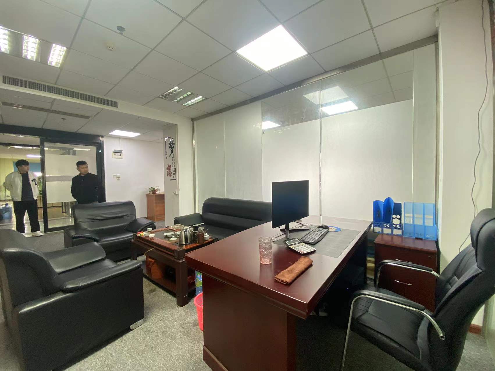 鼎丰国际 4室2厅1卫 3000.0元/月 鼎丰国际 4室2厅1卫 3000.0元/月室内图