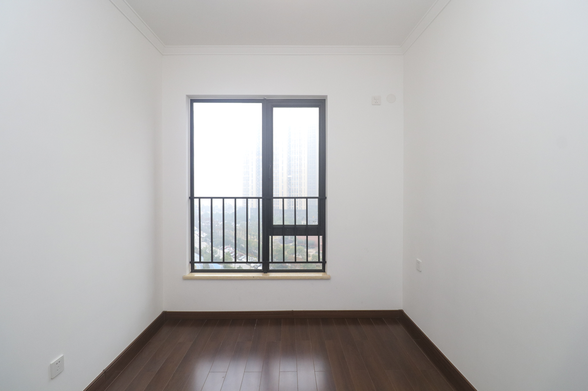 万科里金域国际  3室2厅2卫    246.0万卧室