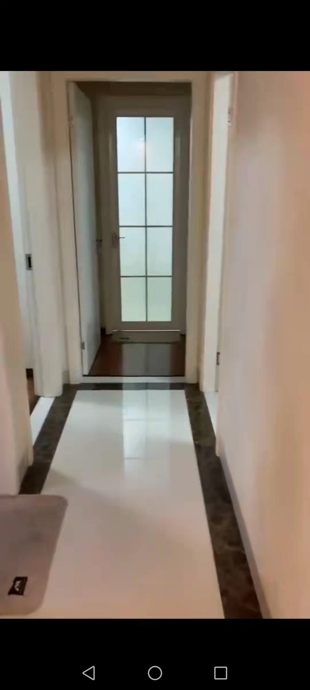 中泰峰境 3室2厅2卫 80.00万 中泰峰境 3室2厅2卫 80.00万客厅