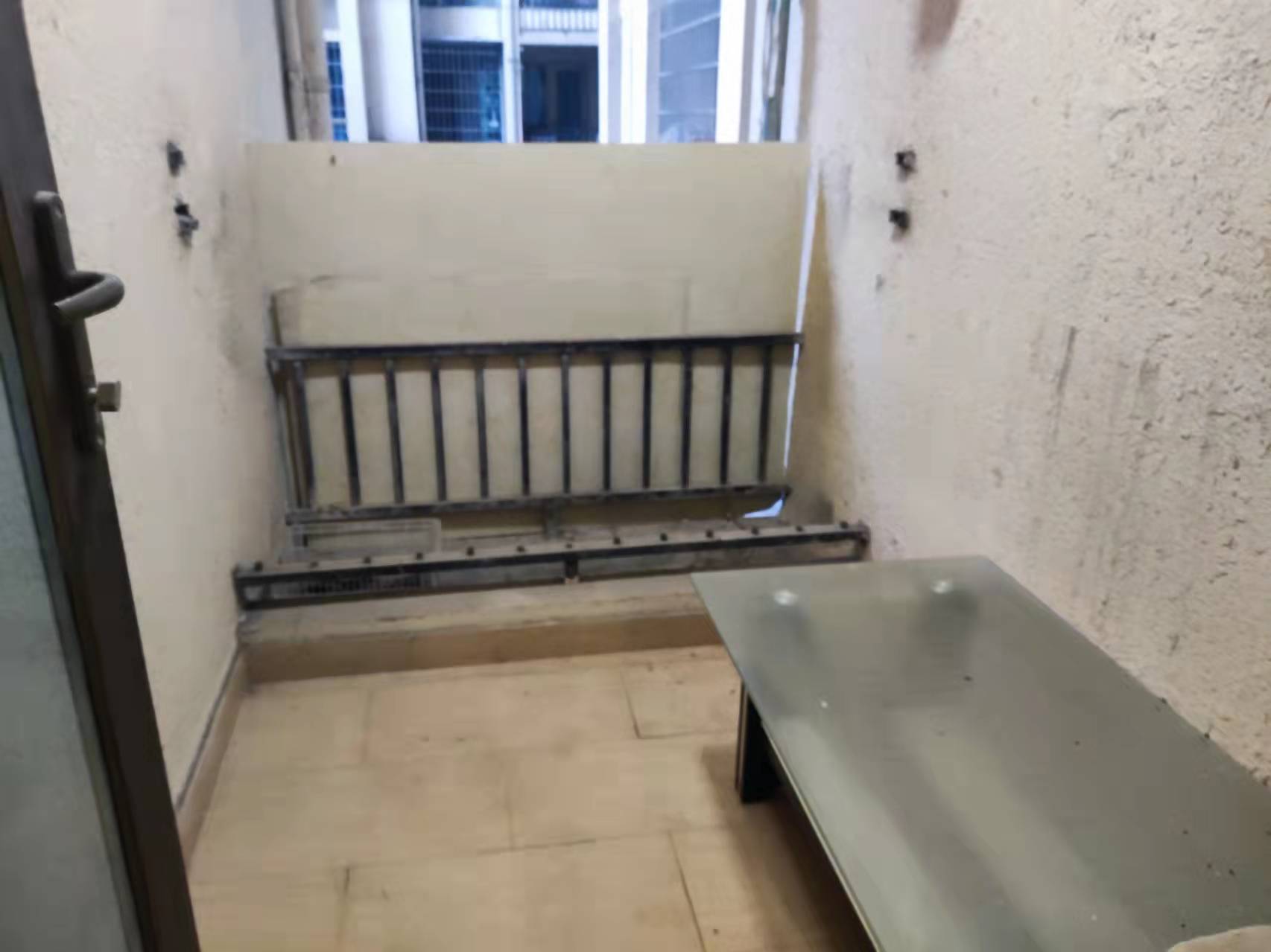 碧桂园 3室2厅1卫 66.8万 碧桂园 3室2厅1卫 66.8万阳台