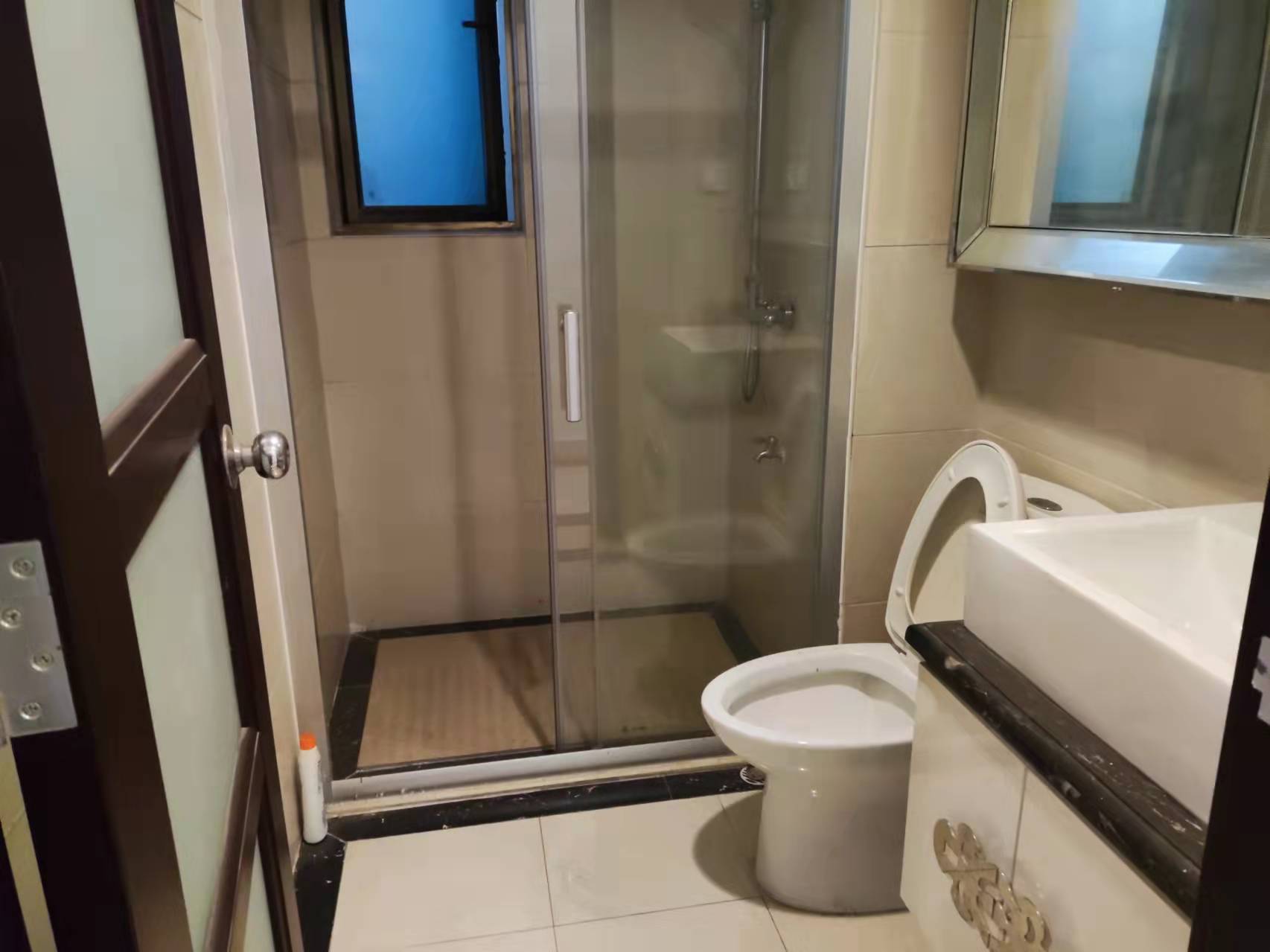 碧桂园 3室2厅1卫 66.8万 碧桂园 3室2厅1卫 66.8万卫生间