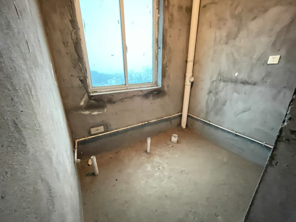 金源小区二期  3室2厅2卫    48.0万 金源小区二期  3室2厅2卫    48.0万客厅