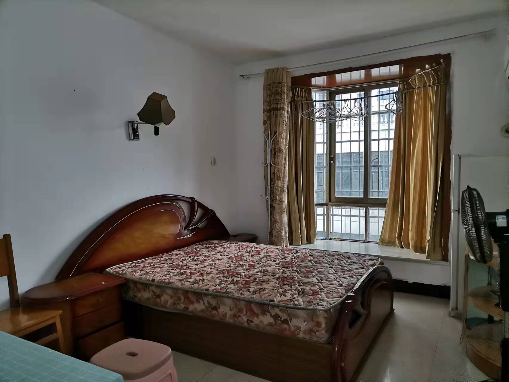 柏丽广场 1室1厅1卫 600.0元/月 柏丽广场 1室1厅1卫 600.0元/月室内图