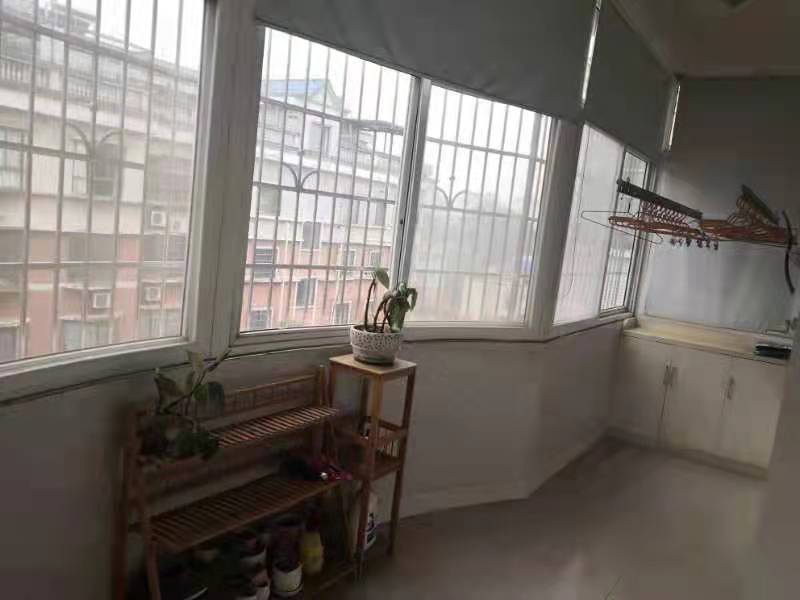 建设路口环保局  4室2厅2卫   2000.00元/月室内图