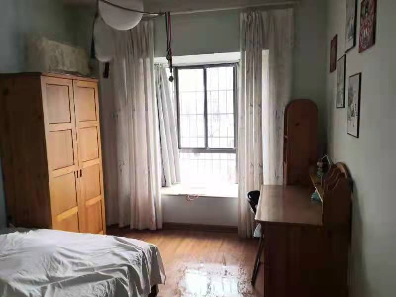建设路口环保局  4室2厅2卫   2000.00元/月室内图