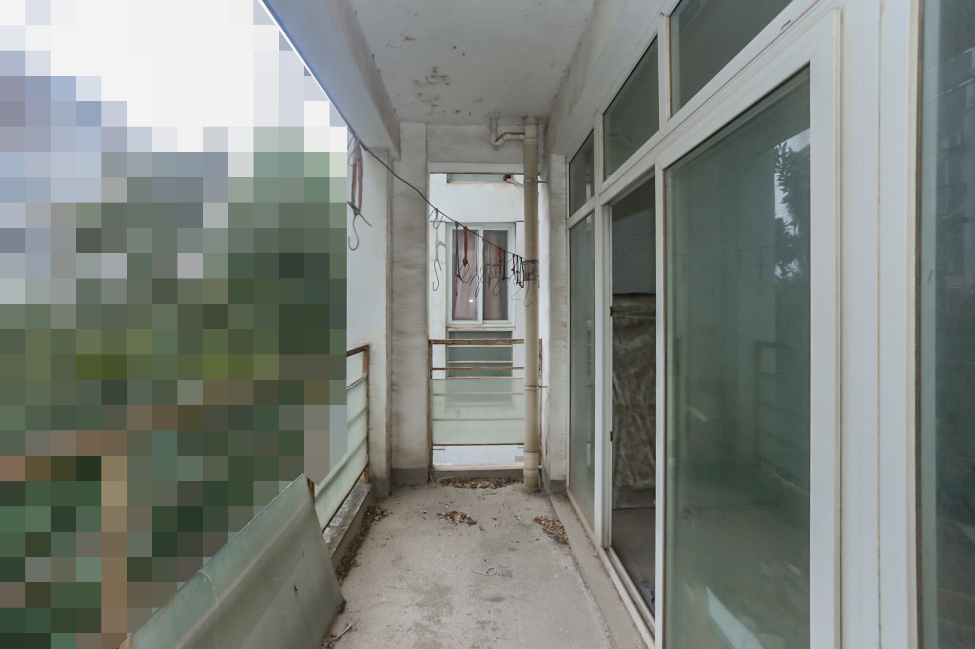 八方小区D区  4室2厅2卫   624.20万其他