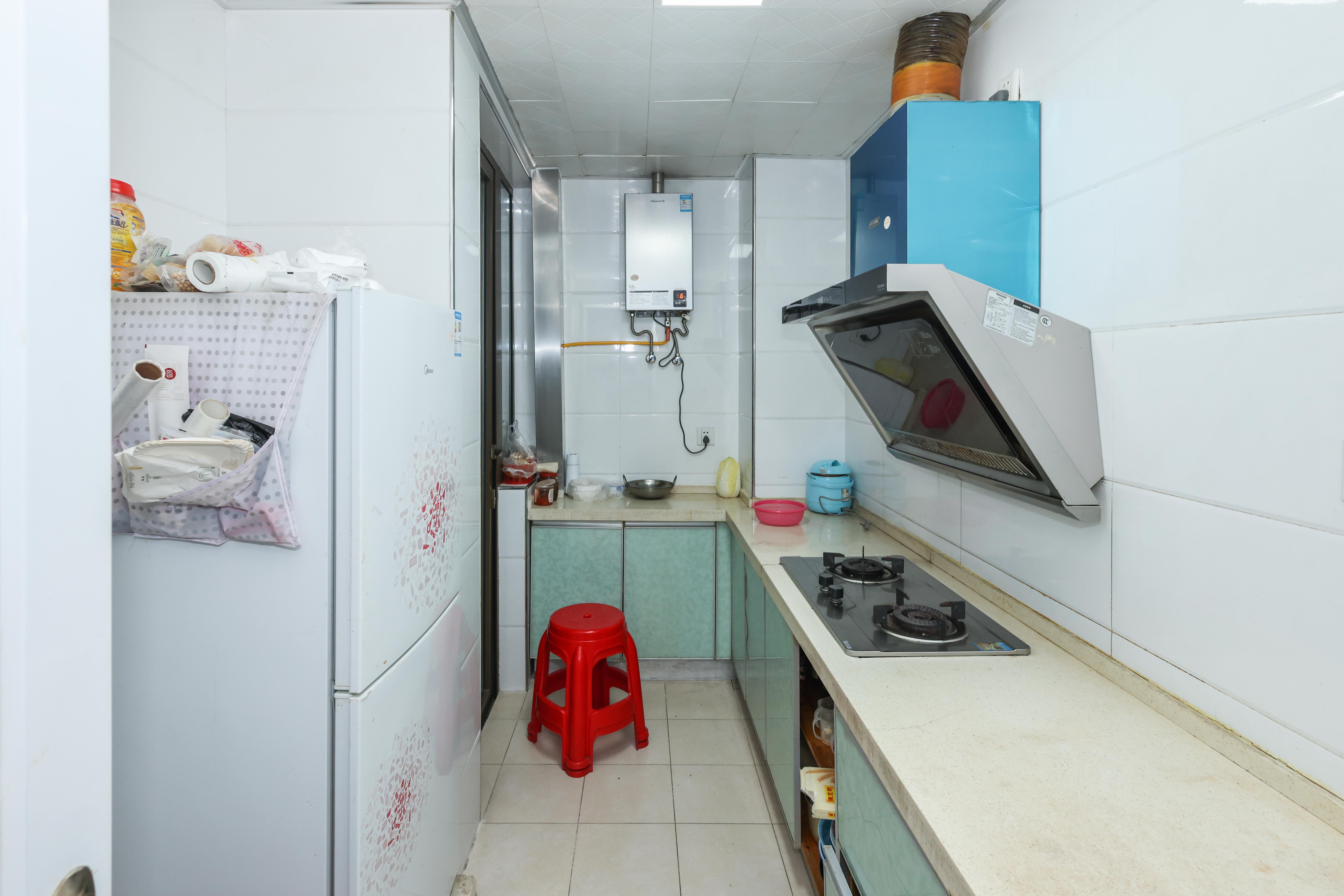 金茂梅溪湖  2室2厅1卫    145.0万厨房