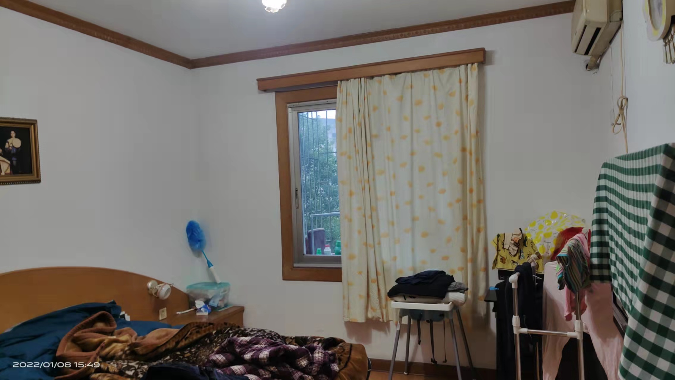 东方花园 4室2厅2卫 75.0万 东方花园 4室2厅2卫 75.0万客厅