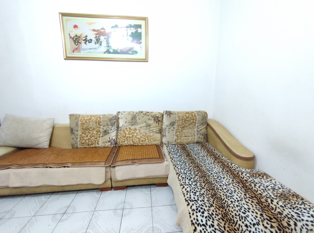 衡西市场轻化公司大院 3室1厅1卫 800.0元/月 衡西市场轻化公司大院 3室1厅1卫 800.0元/月室内图