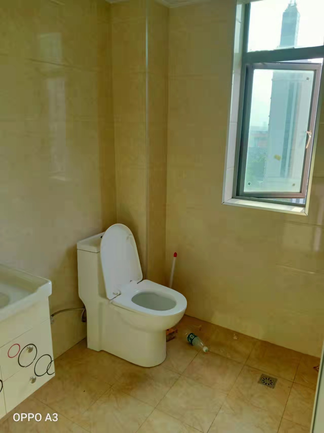 鹏利广场 3室2厅1卫 2800.0元/月 鹏利广场 3室2厅1卫 2800.0元/月室内图