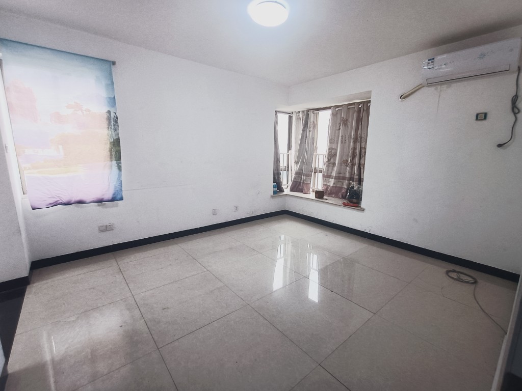 金源大厦 4室2厅2卫 2800.0元/月 金源大厦 4室2厅2卫 2800.0元/月室内图