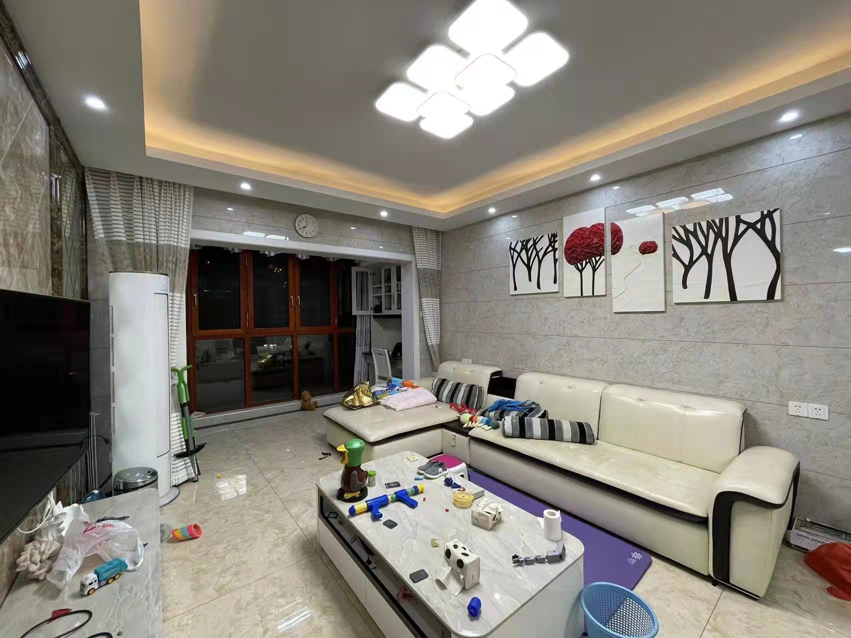 美的城二期 2室2厅1卫 65.0万 美的城二期 2室2厅1卫 65.0万客厅