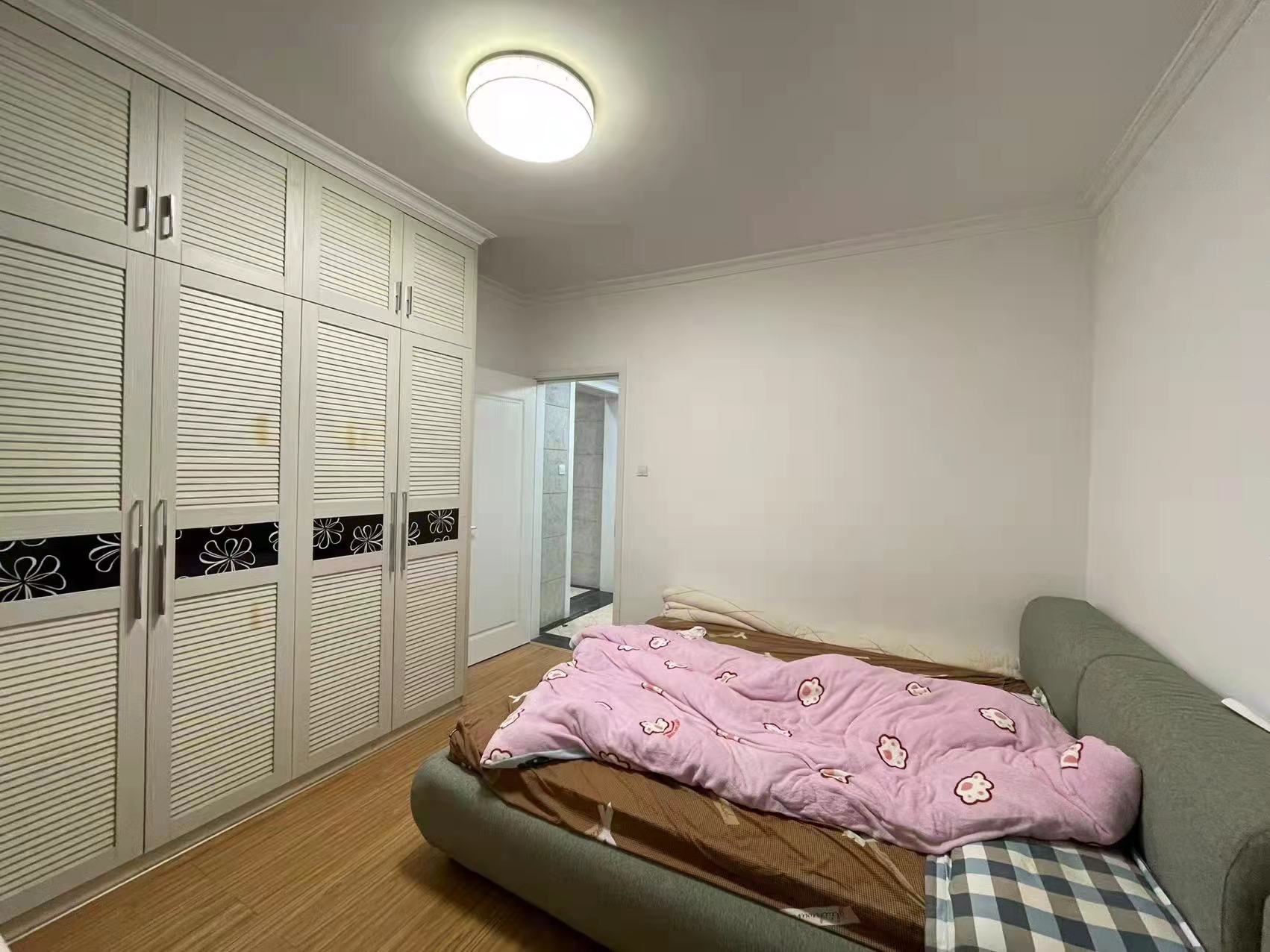 美的城二期 2室2厅1卫 65.0万 美的城二期 2室2厅1卫 65.0万客厅