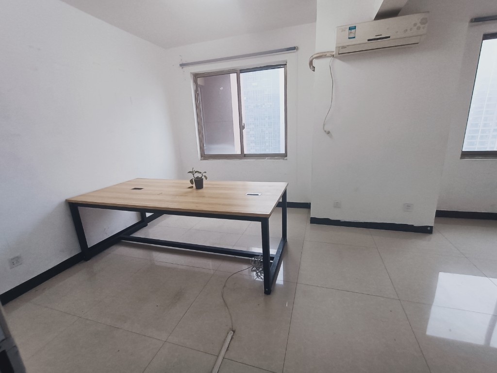 金源大厦 4室2厅2卫 2800.0元/月 金源大厦 4室2厅2卫 2800.0元/月室内图