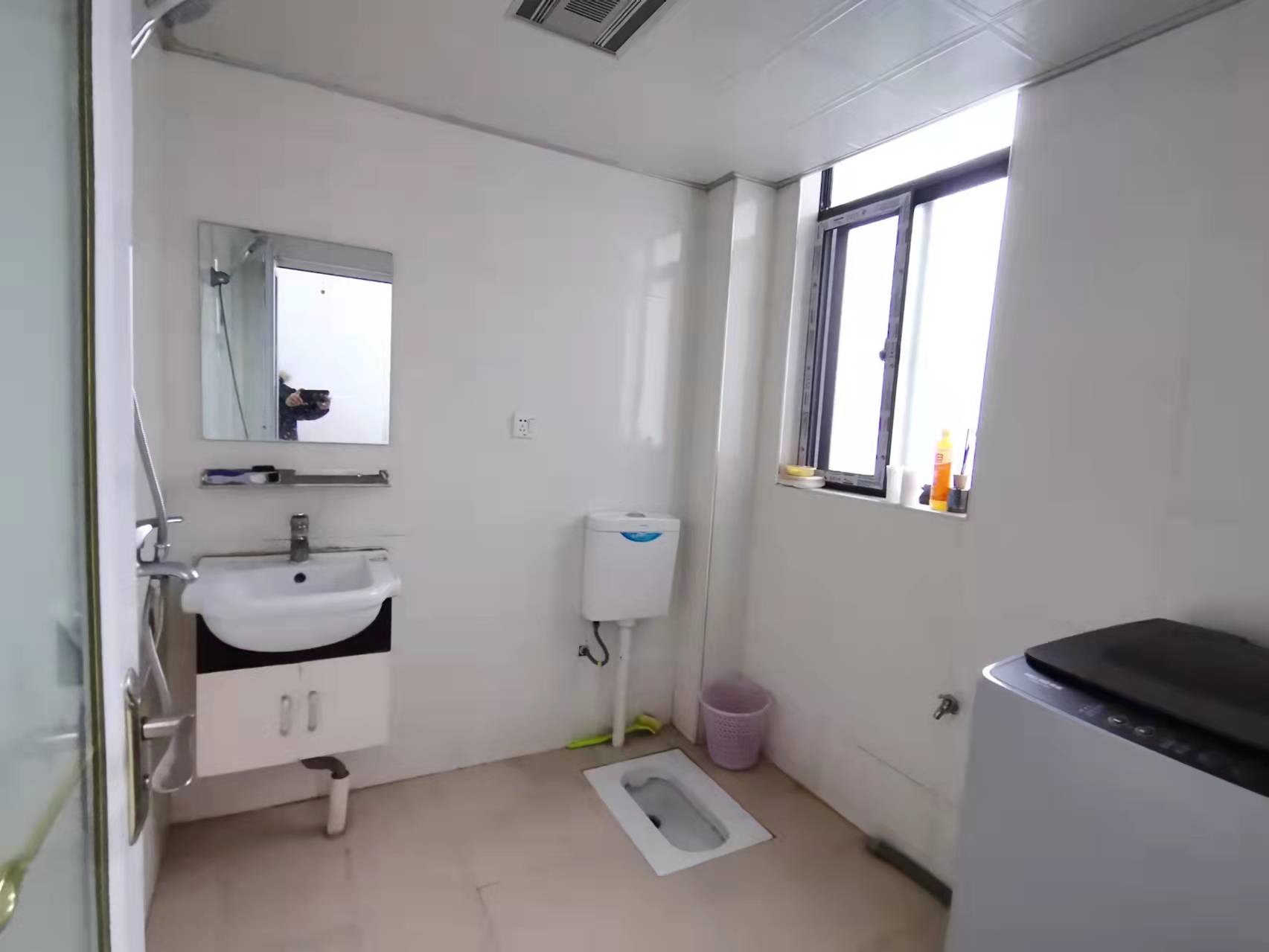 山水文园 2室2厅1卫 48.0万 山水文园 2室2厅1卫 48.0万客厅