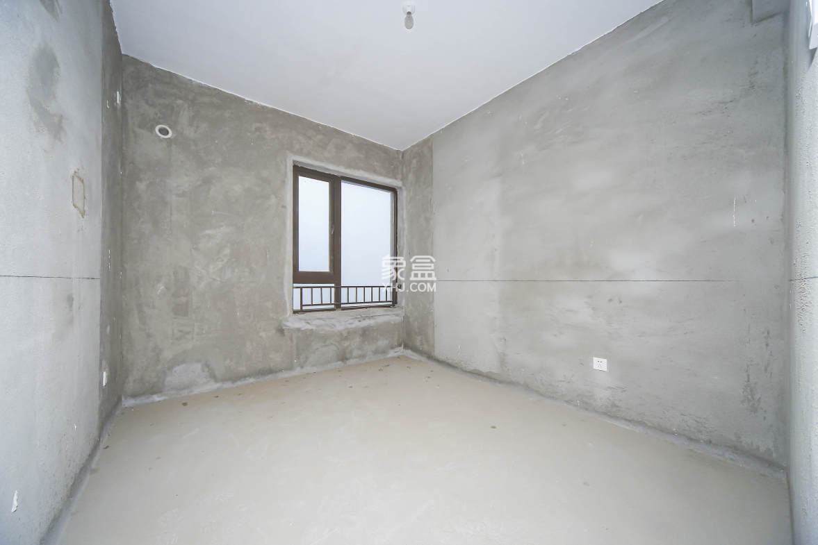 华润橡树湾  3室2厅1卫    103.0万 华润橡树湾  3室2厅1卫    103.0万卧室