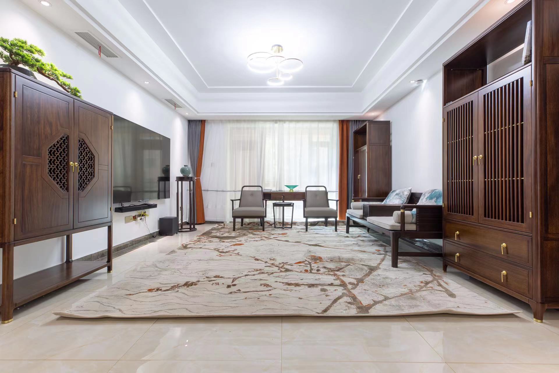 城市公园 5室2厅2卫 185.0万 城市公园 5室2厅2卫 185.0万客厅