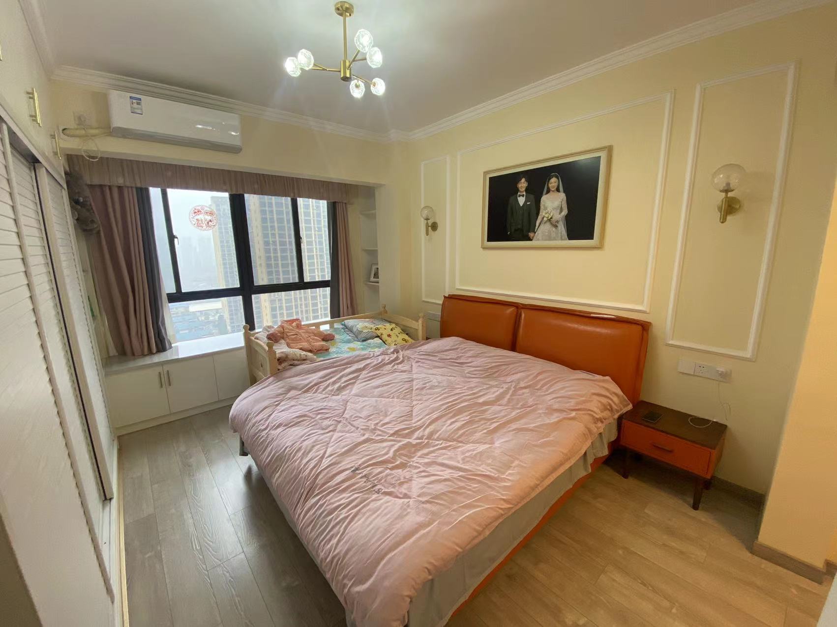 旺城天悦领秀香江  4室2厅1卫    88.8万 旺城天悦领秀香江  4室2厅1卫    88.8万客厅