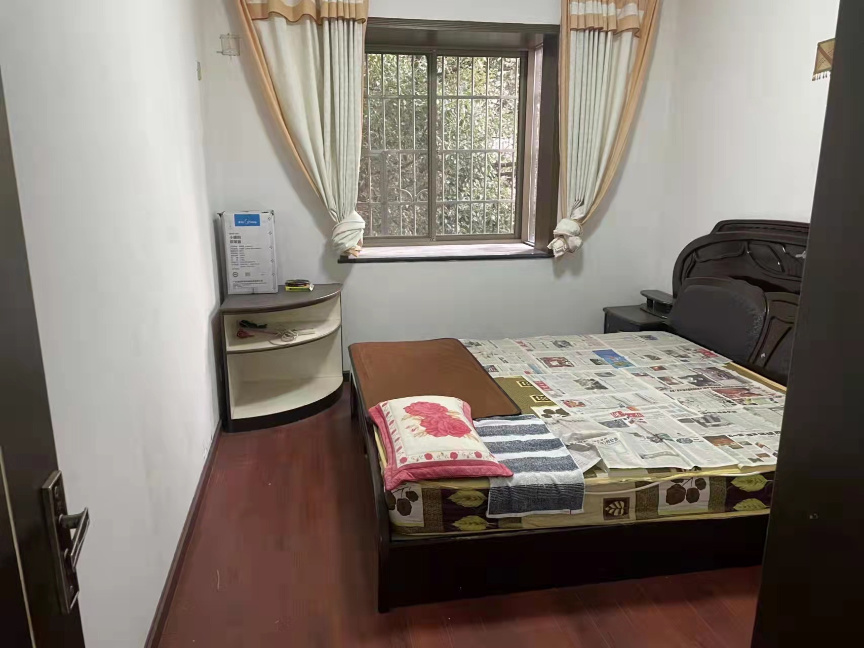 江南世家 3室2厅2卫 58.0万 江南世家 3室2厅2卫 58.0万客厅