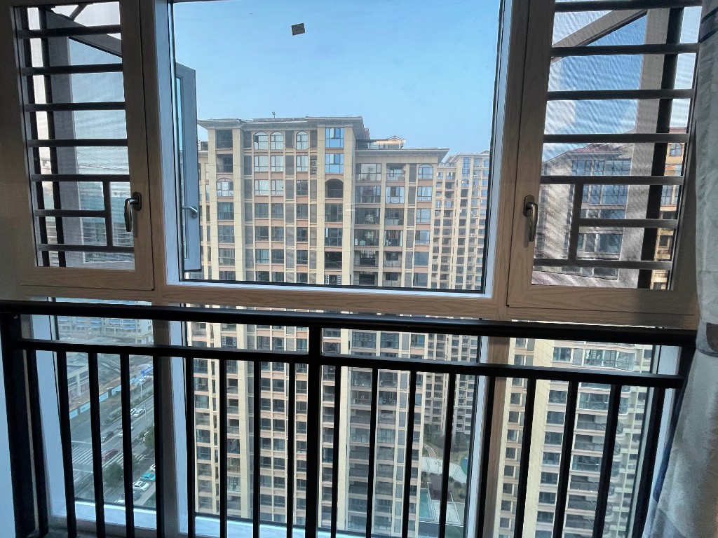 梓湖明珠  1室1厅1卫    1499.0元/月 梓湖明珠  1室1厅1卫    1499.0元/月室内图