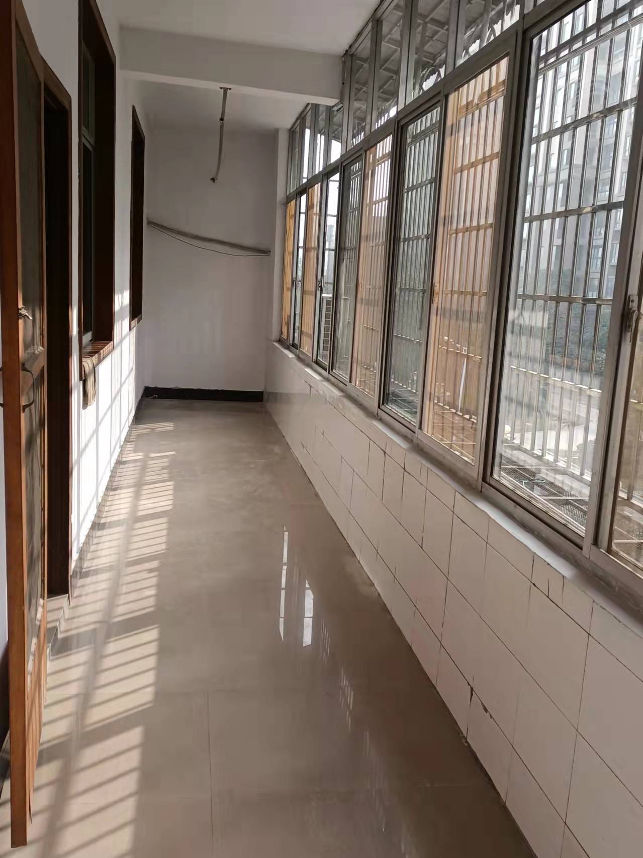 南湖新村(渔光新村)  2室2厅1卫    1200.0元/月 南湖新村(渔光新村)  2室2厅1卫    1200.0元/月室内图