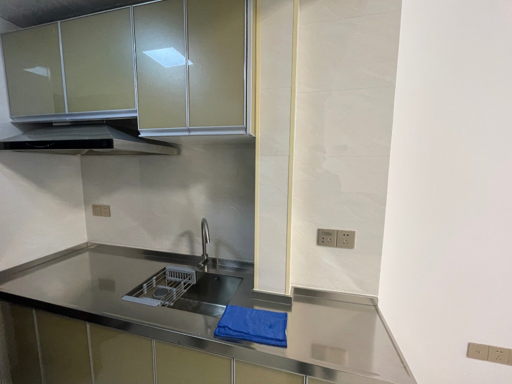 梓湖明珠  1室1厅1卫    1499.0元/月 梓湖明珠  1室1厅1卫    1499.0元/月室内图