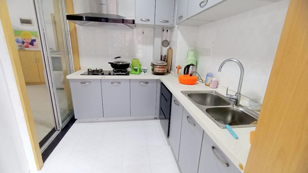 嘉盛华府 2室2厅1卫 34.0万 嘉盛华府 2室2厅1卫 34.0万客厅