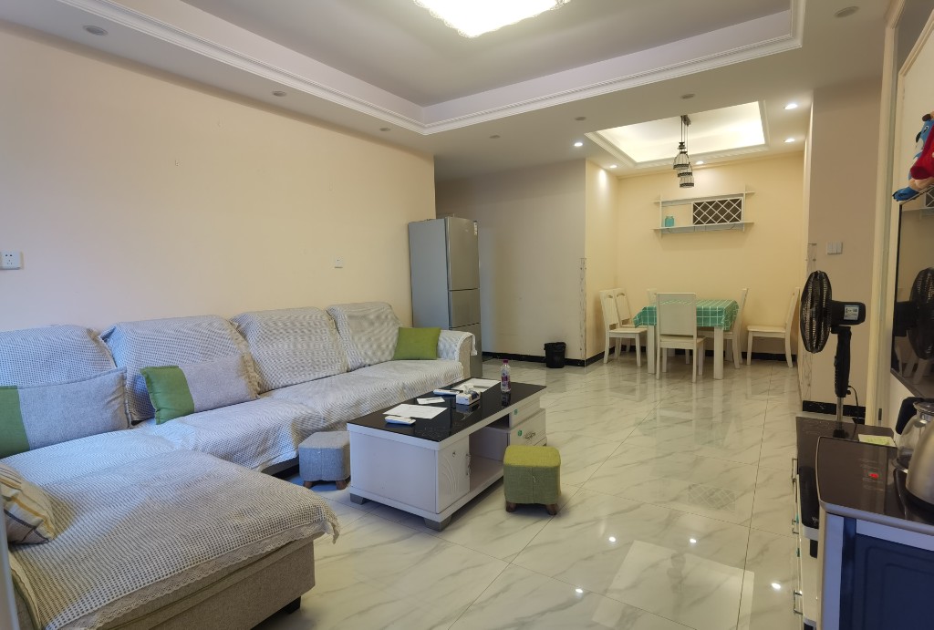 远大中央公园一期 3室2厅2卫 2600.0元/月 远大中央公园一期 3室2厅2卫 2600.0元/月室内图